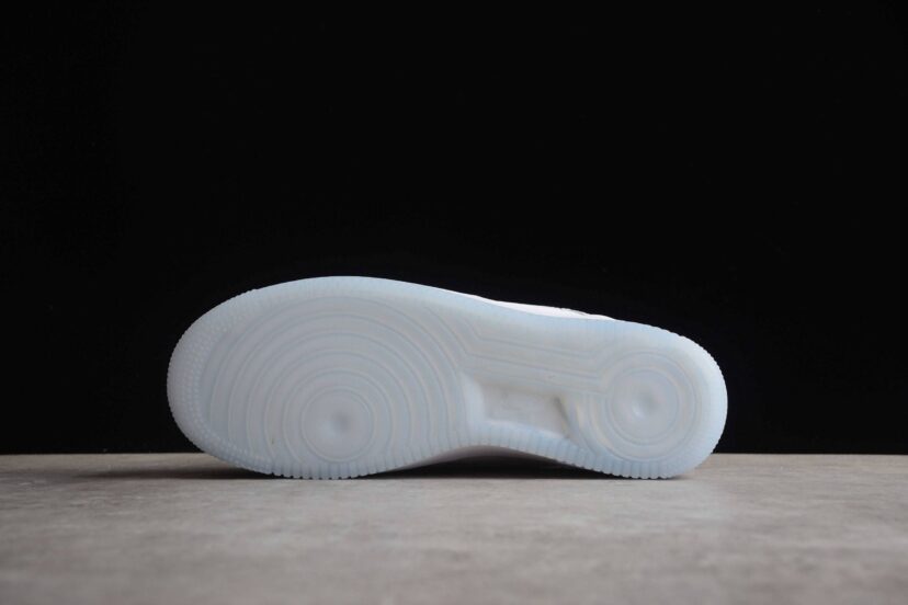 Air Force 1 07 Low White Light Blue