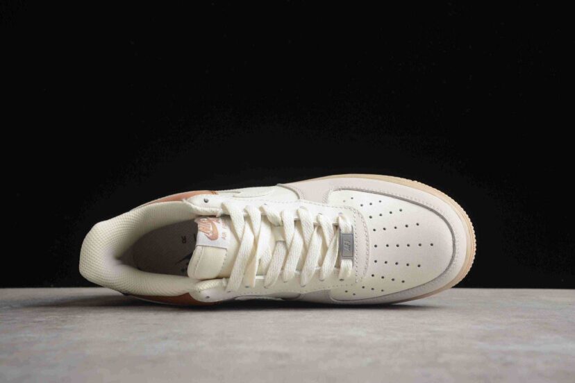 Air Force 1 07 Low White Navy Blue Brown