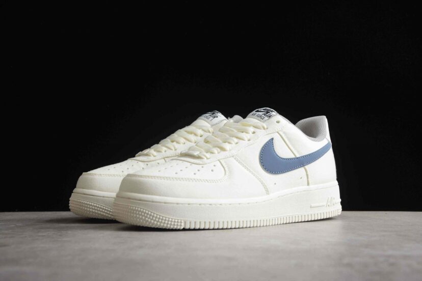 Air Force 1 07 Low White Racer Blue