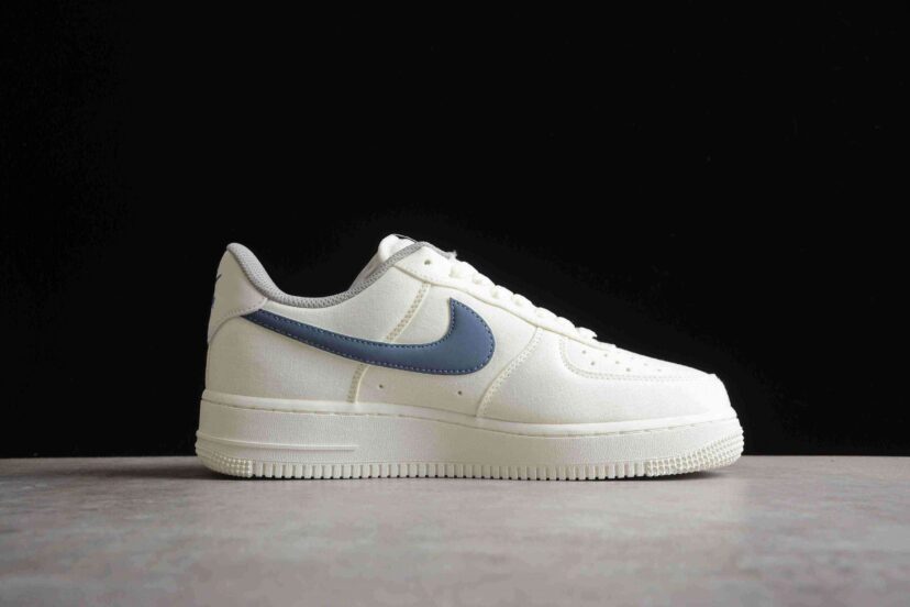 Air Force 1 07 Low White Racer Blue