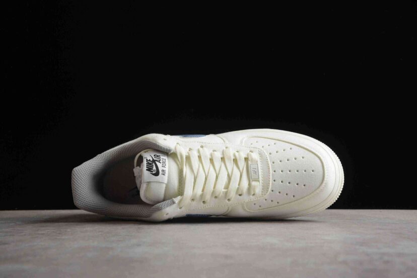 Air Force 1 07 Low White Racer Blue
