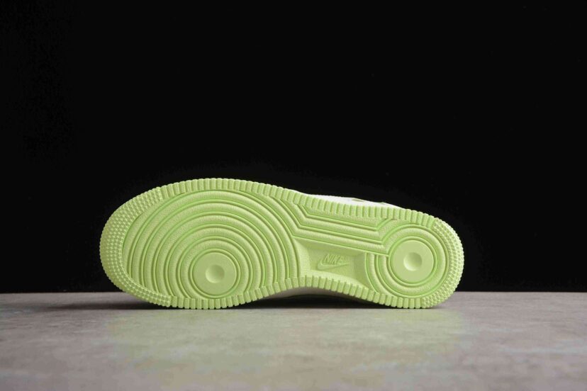 Air Force 1 07 Low White Vanilla Green