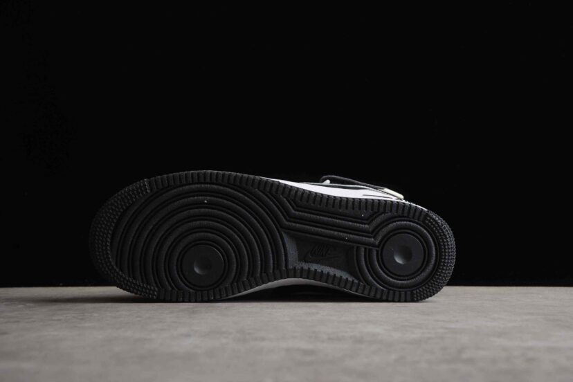 Air Force 1 07 Mid Dark Grey Black White