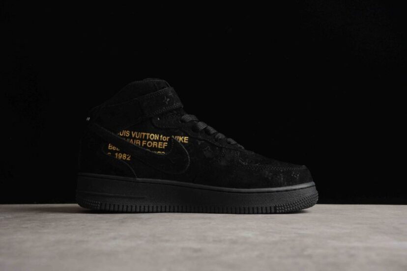 Air Force 1 07 Mid Suede Black