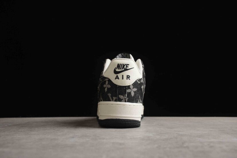 Air Force 1 Low Black White