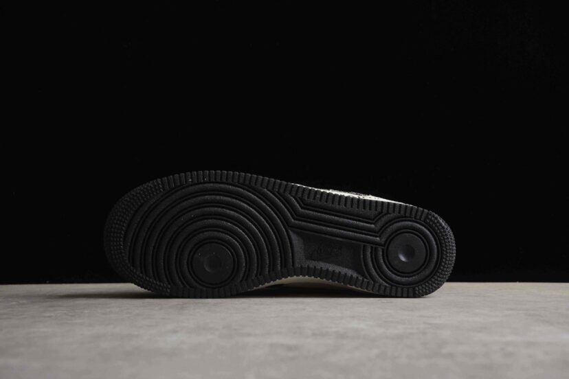 Air Force 1 Low Black White
