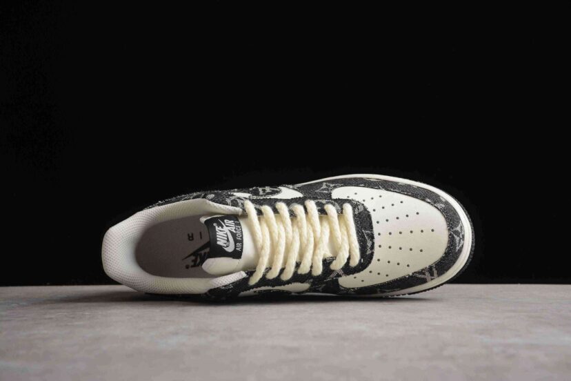 Air Force 1 Low Black White