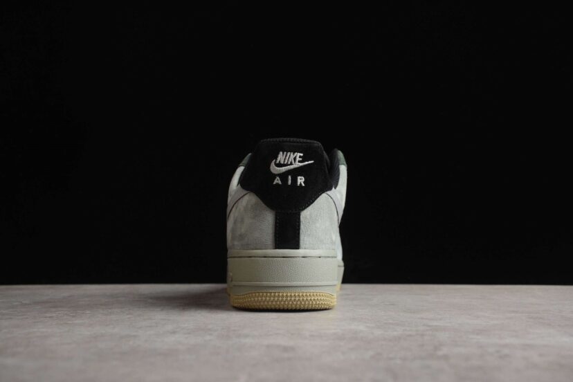 Air Force 1 Low Christmas