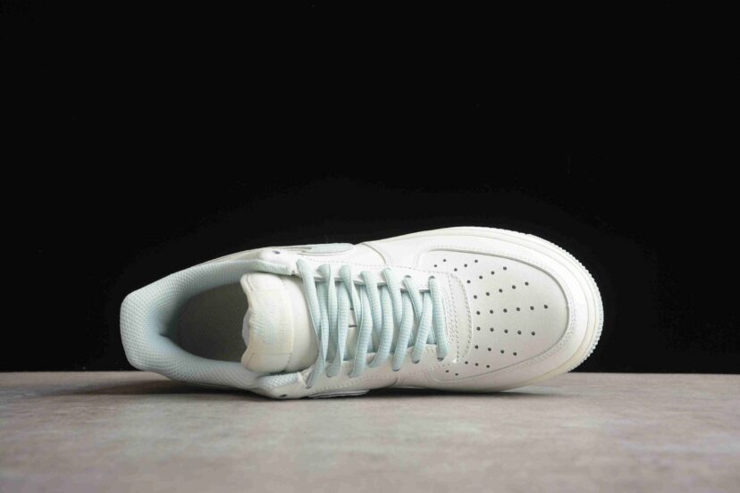 Air Force 1 Low NYC