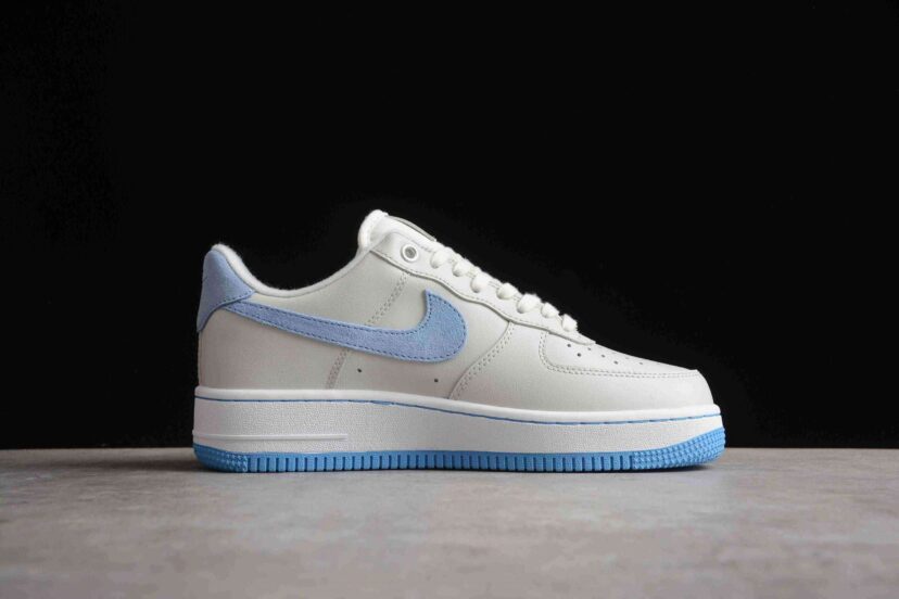 Air Force 1 Low LXX Features University Blue