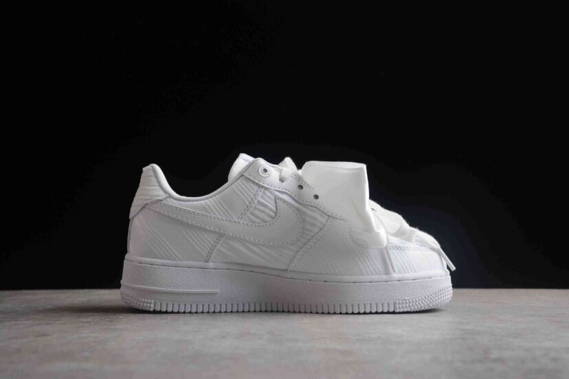 Air Force 1 Low White Bow