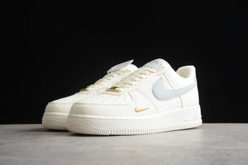Air Force 1 Low White Light Blue