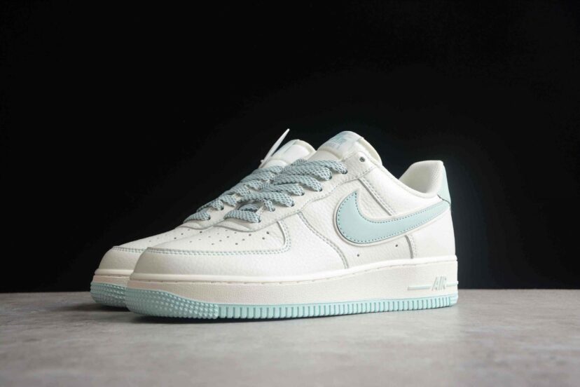 Air Force 1 Low White Sky Blue