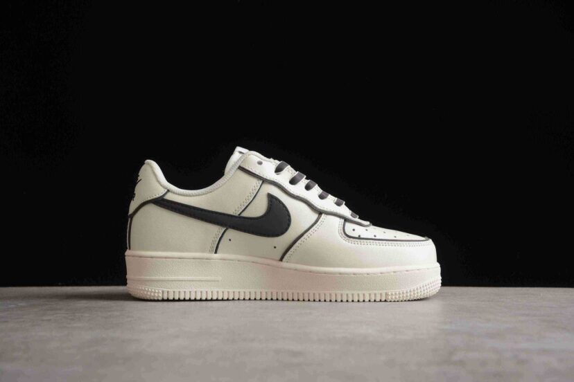Air Force 1 Low Daredevil