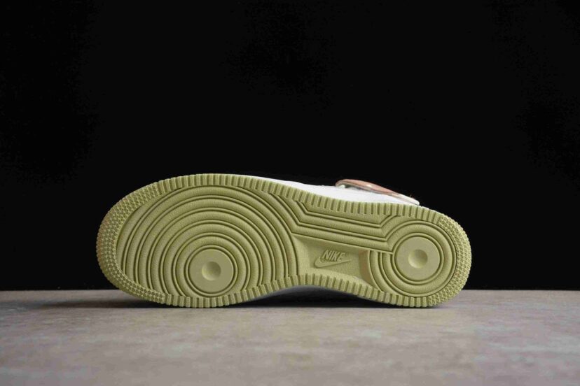 Air Force 1 Mid 07 Light Green