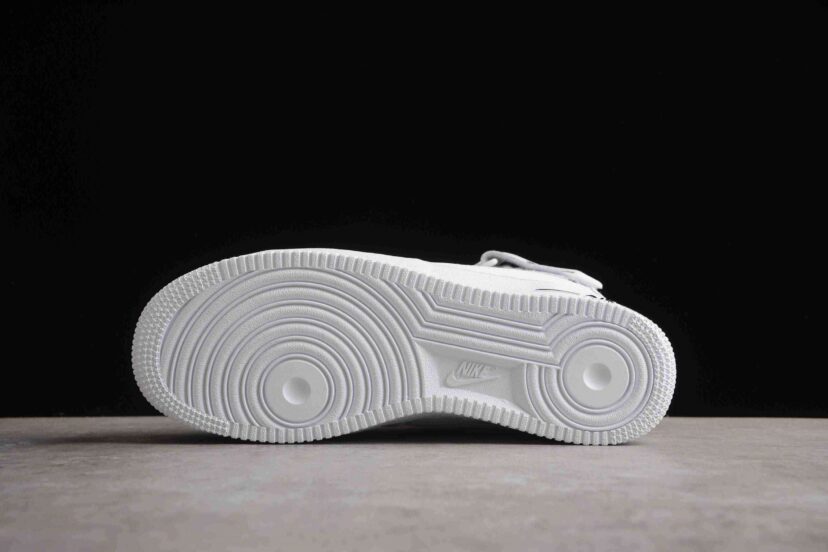 Air Force 1 Mid White Black
