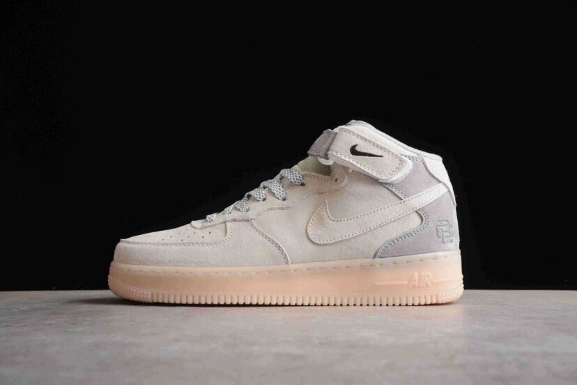 Air Force 1 Mid x Reigning Champ