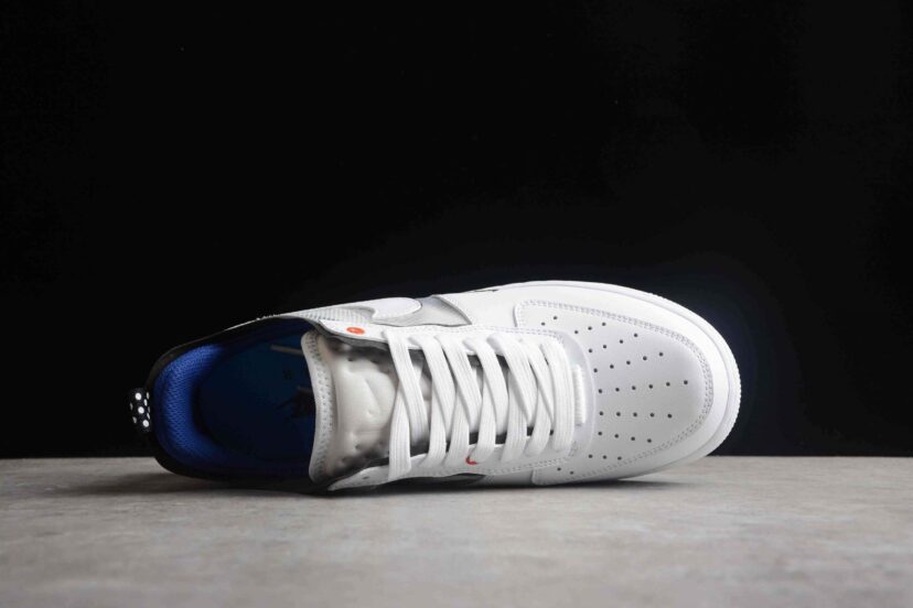 Air Force 1 React White Light