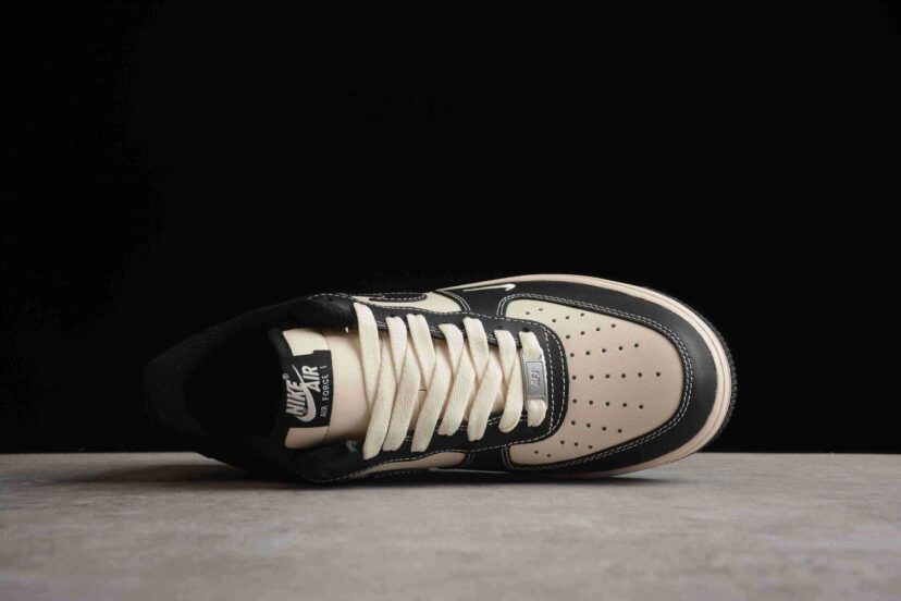 Carhatt x Nike Air Force 1 07 Low Black White