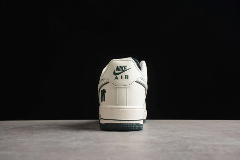 Undefeated x Nike Air Force 1 Low White Green