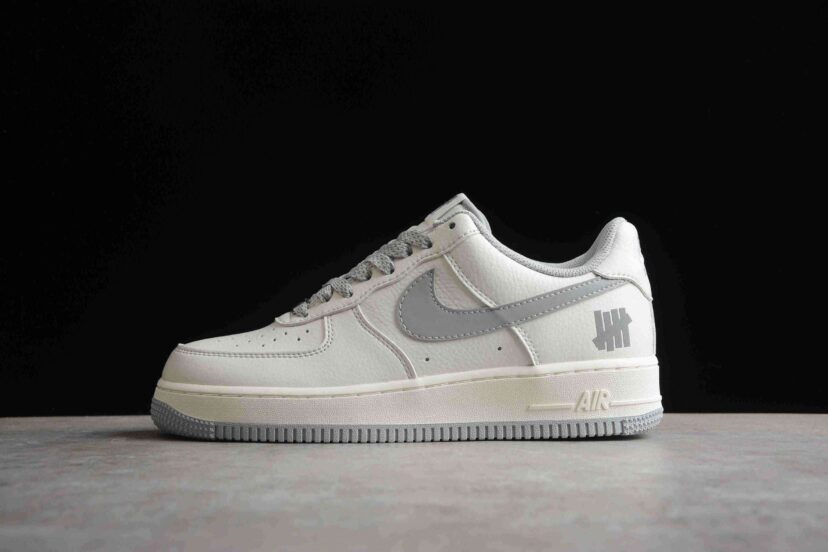 Undefeated x Nike Air Force 1 Low White Grey