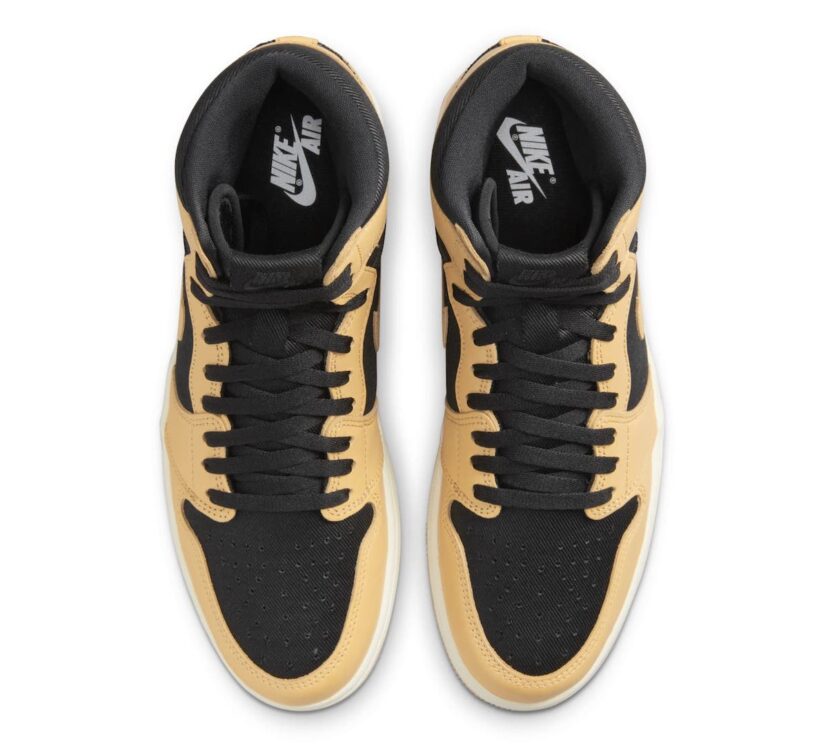 Air Jordan 1 High OG Heirloom