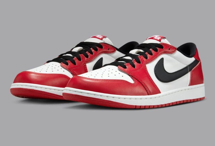 Air Jordan 1 Low OG Chicago 2025