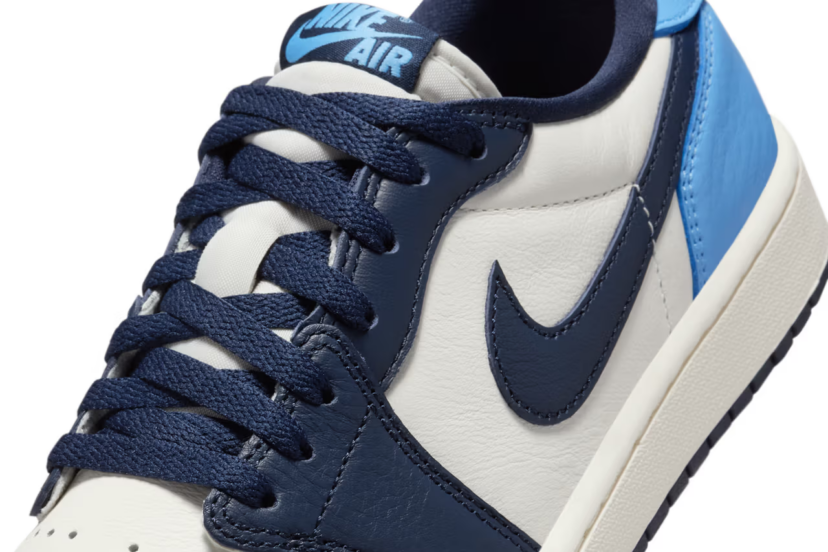 Air Jordan 1 Low OG Obsidian UNC