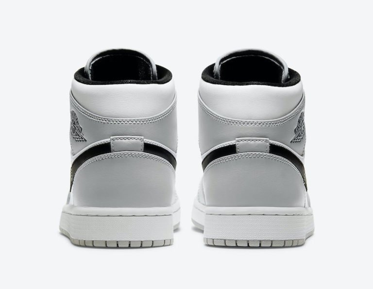 Air Jordan 1 Mid Light Smoke Grey