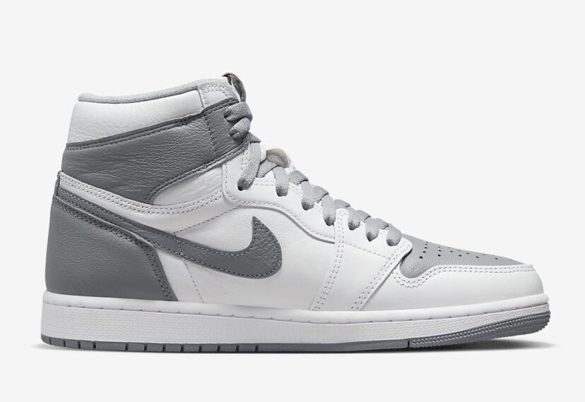 Air Jordan 1 High OG Stealth