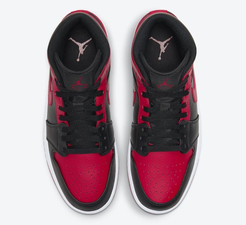 Air Jordan 1 Mid Bred
