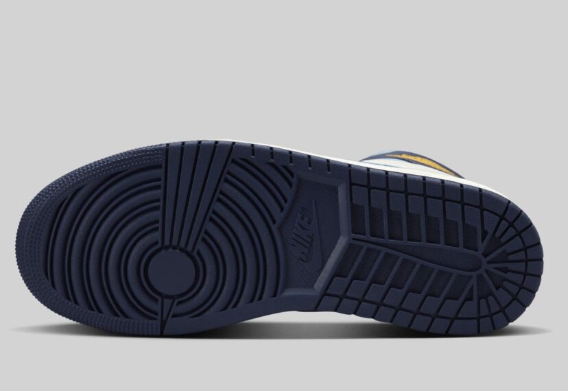Air Jordan 1 High OG First in Flight