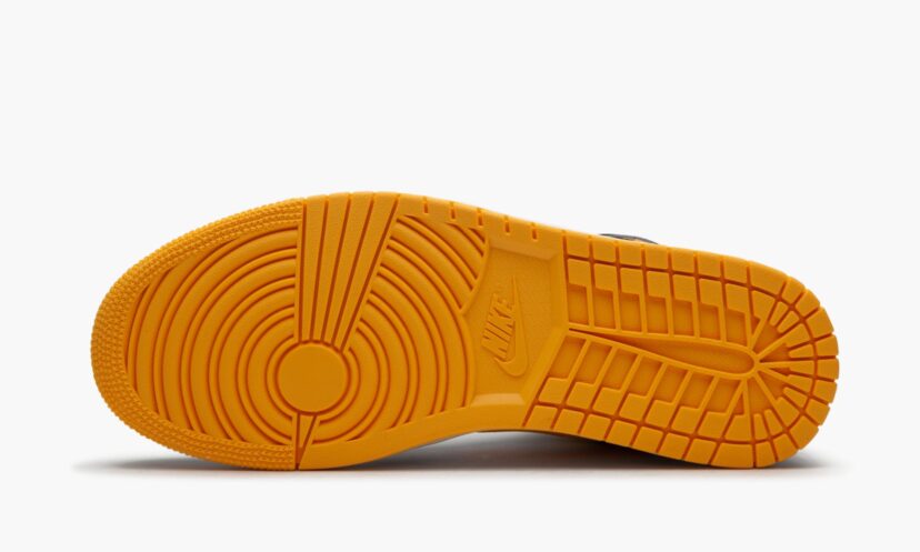 Air Jordan 1 Mid WMNS Laser Orange
