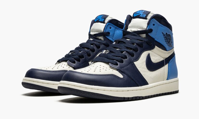 Jordan 1 Retro High Obsidian UNC