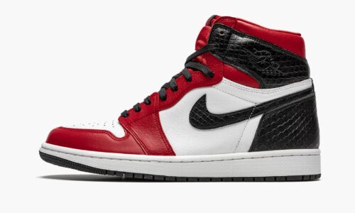 Jordan 1 Retro High Satin Snake Chicago
