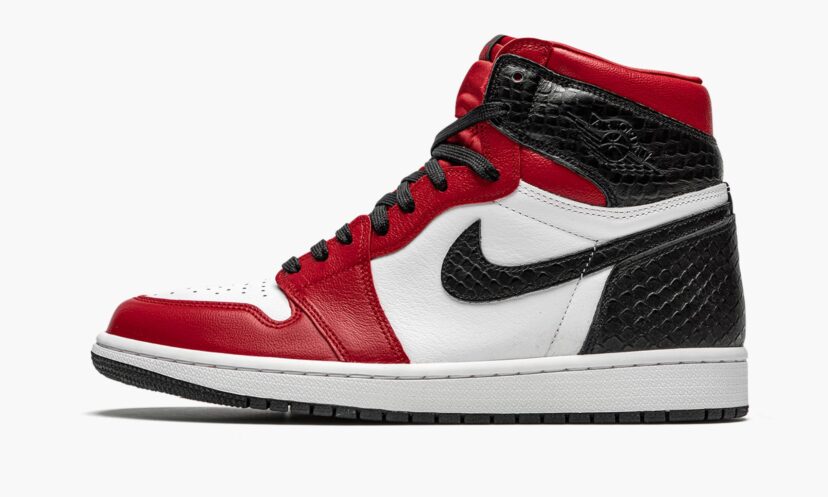 Jordan 1 Retro High Satin Snake Chicago