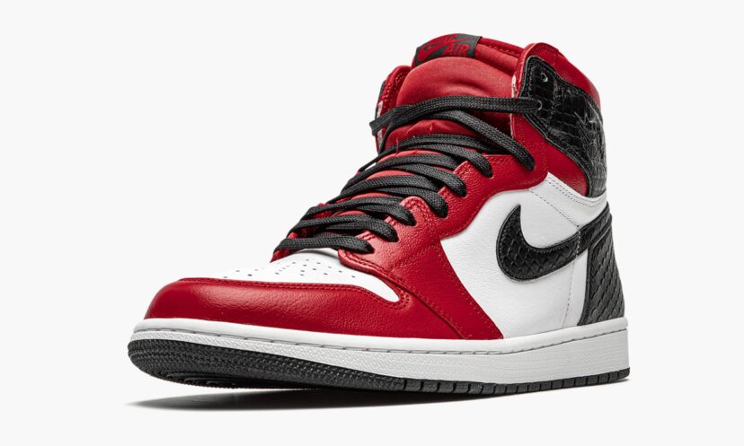 Jordan 1 Retro High Satin Snake Chicago