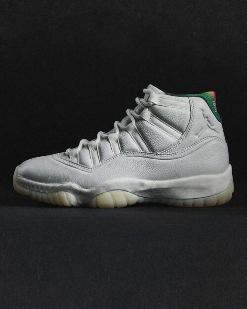 Air Jordan 11 285 Off White Newsprint Sport Royal