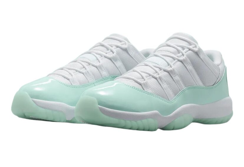 Air Jordan 11 Low Igloo
