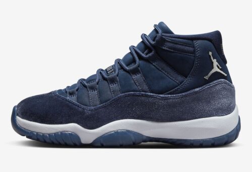Air Jordan 11 WMNS “Midnight Navy”