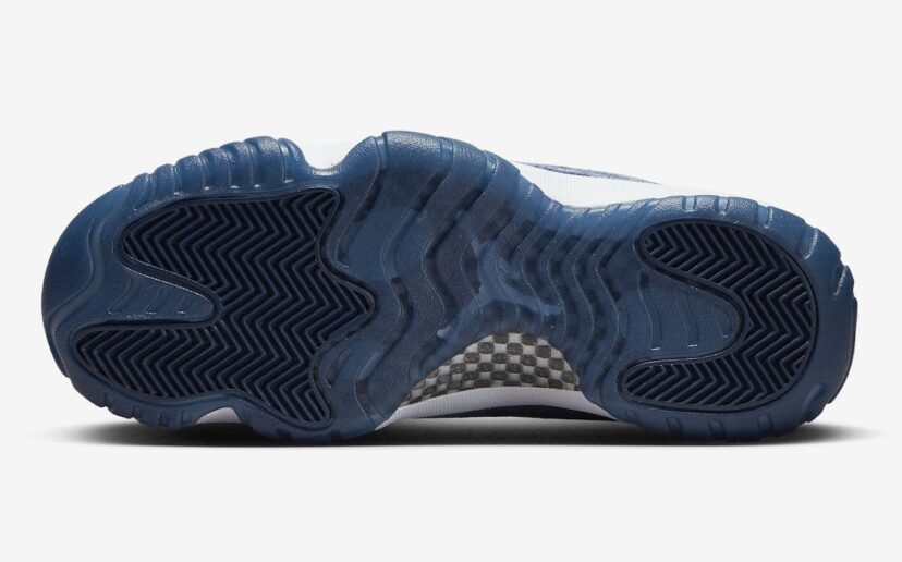 Air Jordan 11 WMNS “Midnight Navy”