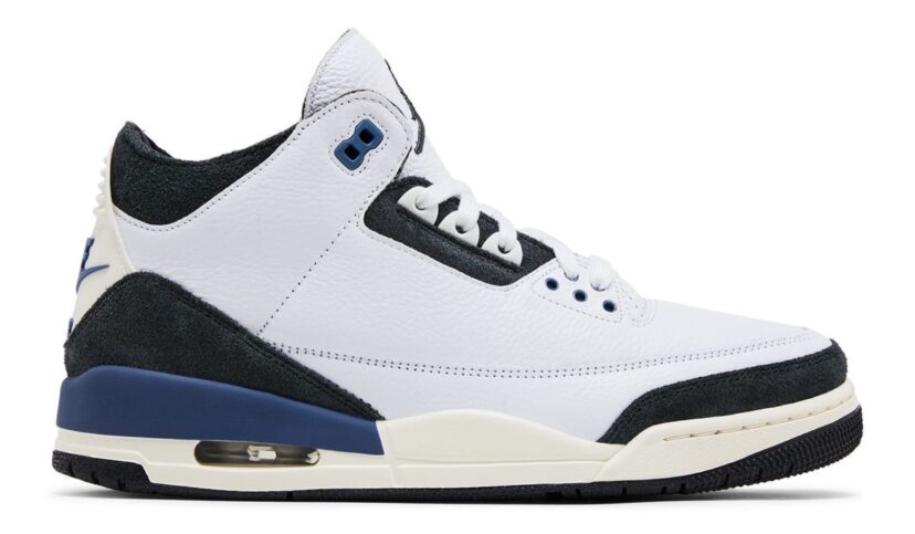 Air Jordan 3 Retro OG SP A Ma Maniere Diffused Blue
