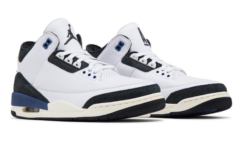 Air Jordan 3 Retro OG SP A Ma Maniere Diffused Blue