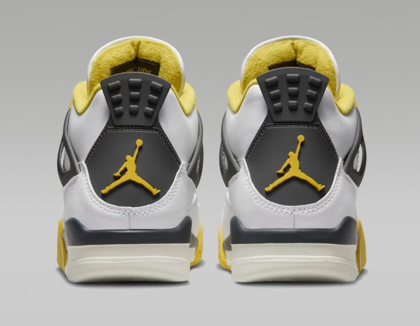 Air Jordan 4 Vivid Sulfur