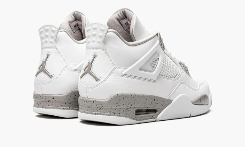 Air Jordans 4 Retro “White Oreo”