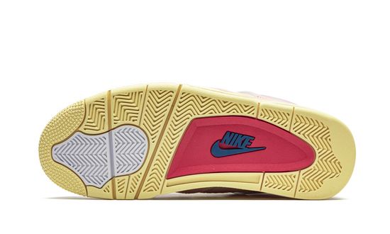 Air Jordans 4 Retro SP “Union” Guava Ice