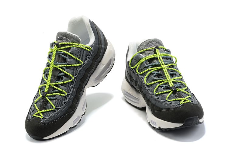 Air Max 95 Speed Lacing Off Noir Volt