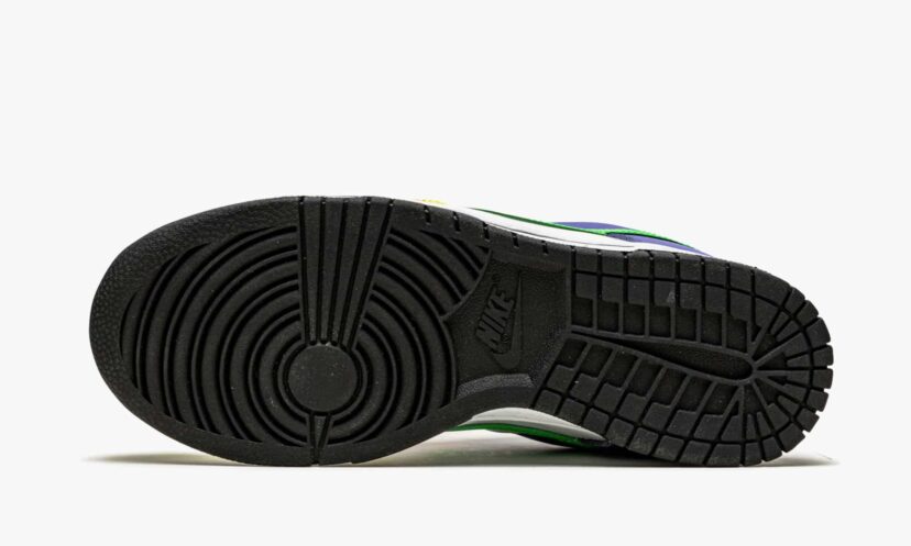 Dunk Low Green Strike