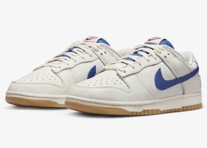 Dunk Low SE Sail Dark Marina Blue