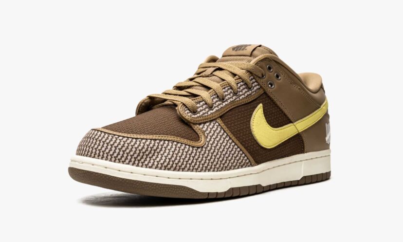 Dunk Low SP Undefeated Canteen Dunk vs. AF1 Pack